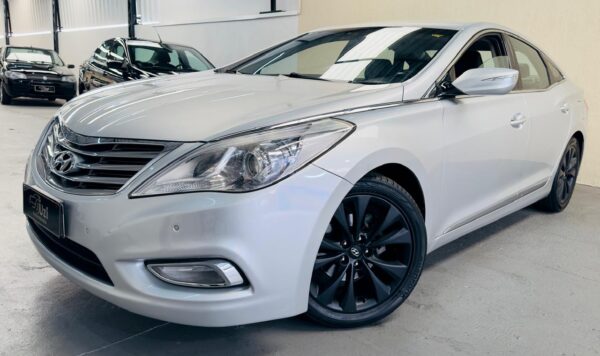 AZERA 3.0 V6 GDI - 2013 - Image 2