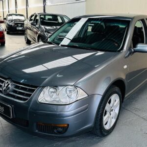 Vw Bora 2.0 2011 Automático apenas 139.000 km