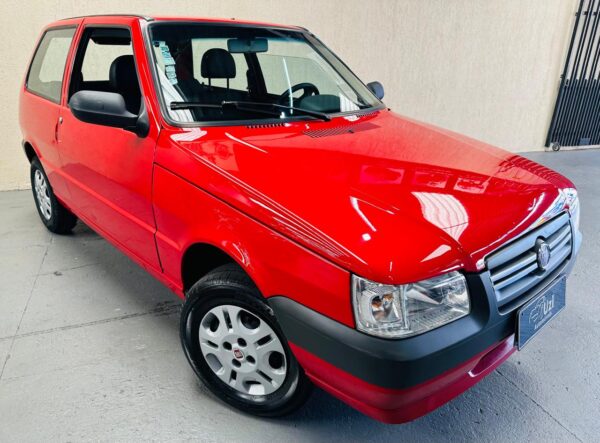Fiat Uno Mille Economy 2012 único dono apenas 99.000 km - Image 2