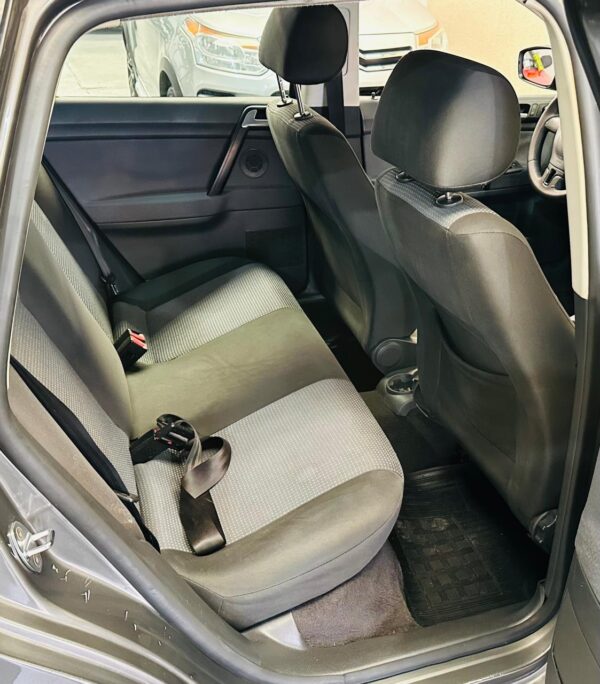 Volkswagen Polo Hatch 1.6 i-motion 2013 Completo - Image 10