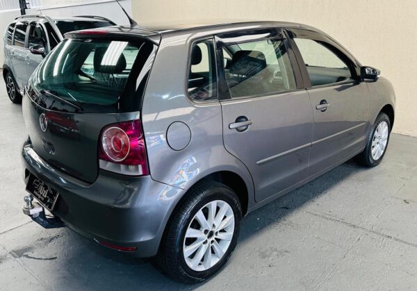 Volkswagen Polo Hatch 1.6 i-motion 2013 Completo - Image 12