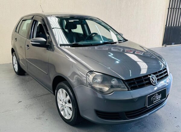 Volkswagen Polo Hatch 1.6 i-motion 2013 Completo - Image 2