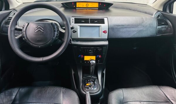Citroen C4 Pallas GLX 2.0 flex 2012 Automático - Image 8