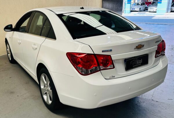 Chevrolet Cruze Sedan Lt 1.8 2014 Automático - Image 11