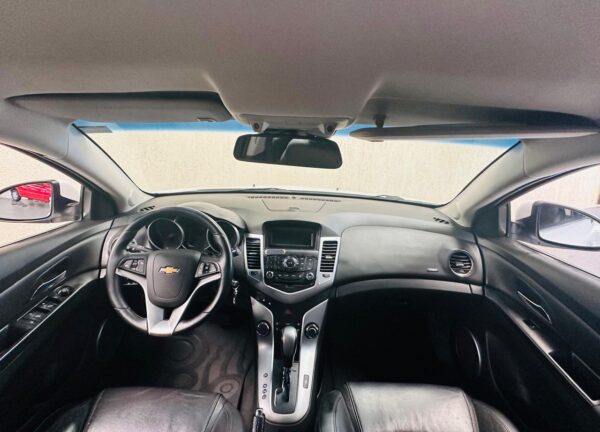 Chevrolet Cruze Sedan Lt 1.8 2014 Automático - Image 5