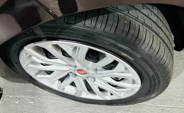 Fiat Cronos Drive 1.3 flex 2019 Automatizado - Image 17