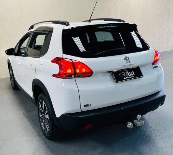 Peugeot 2008 Allure 1.6 2022 Automática com apenas 49.000 km - Image 11