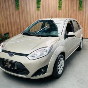 Ford Fiesta Sedan SE 1.6 8V Flex 4P 2014